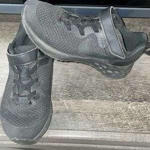 Little kids black Nike shoes